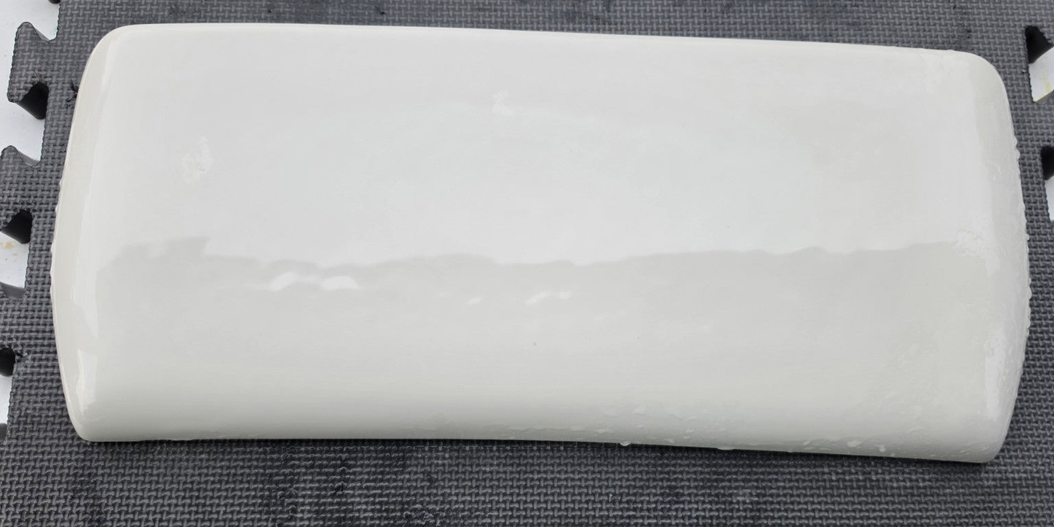American Standard 735025 white toilet tank lid top view