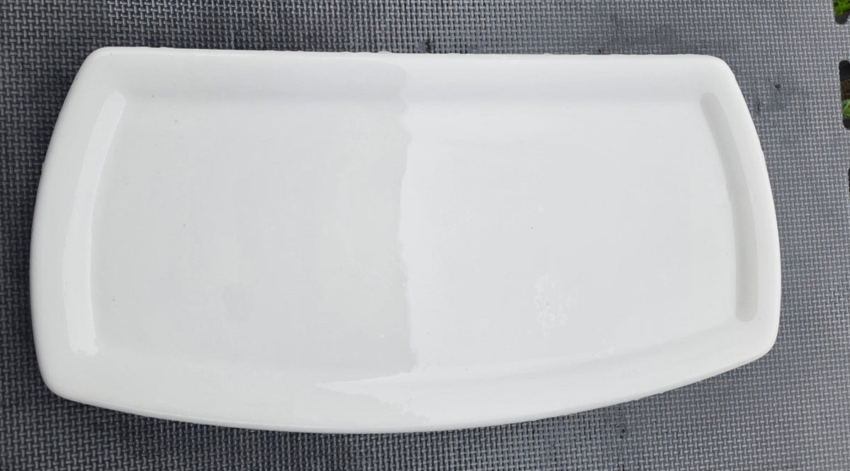 American Standard 735128 white toilet tank lid top view