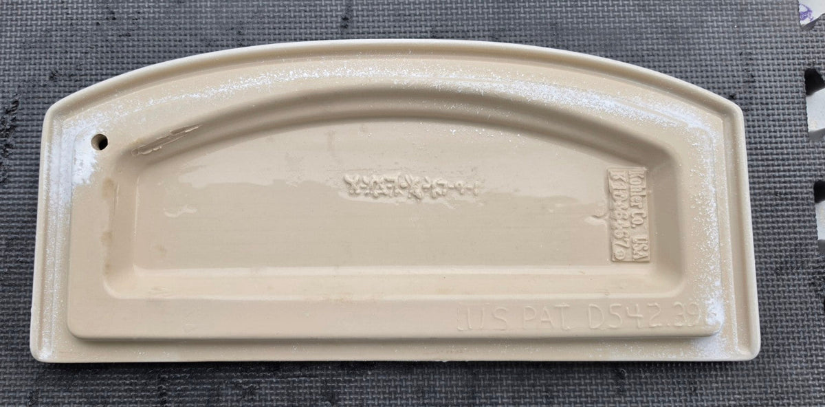 Kohler 1046467 toilet tank lid – white, underside with Kohler marking