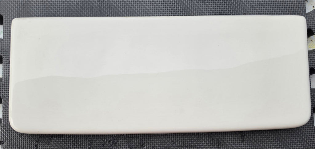 Kohler K4556 white toilet tank lid top view