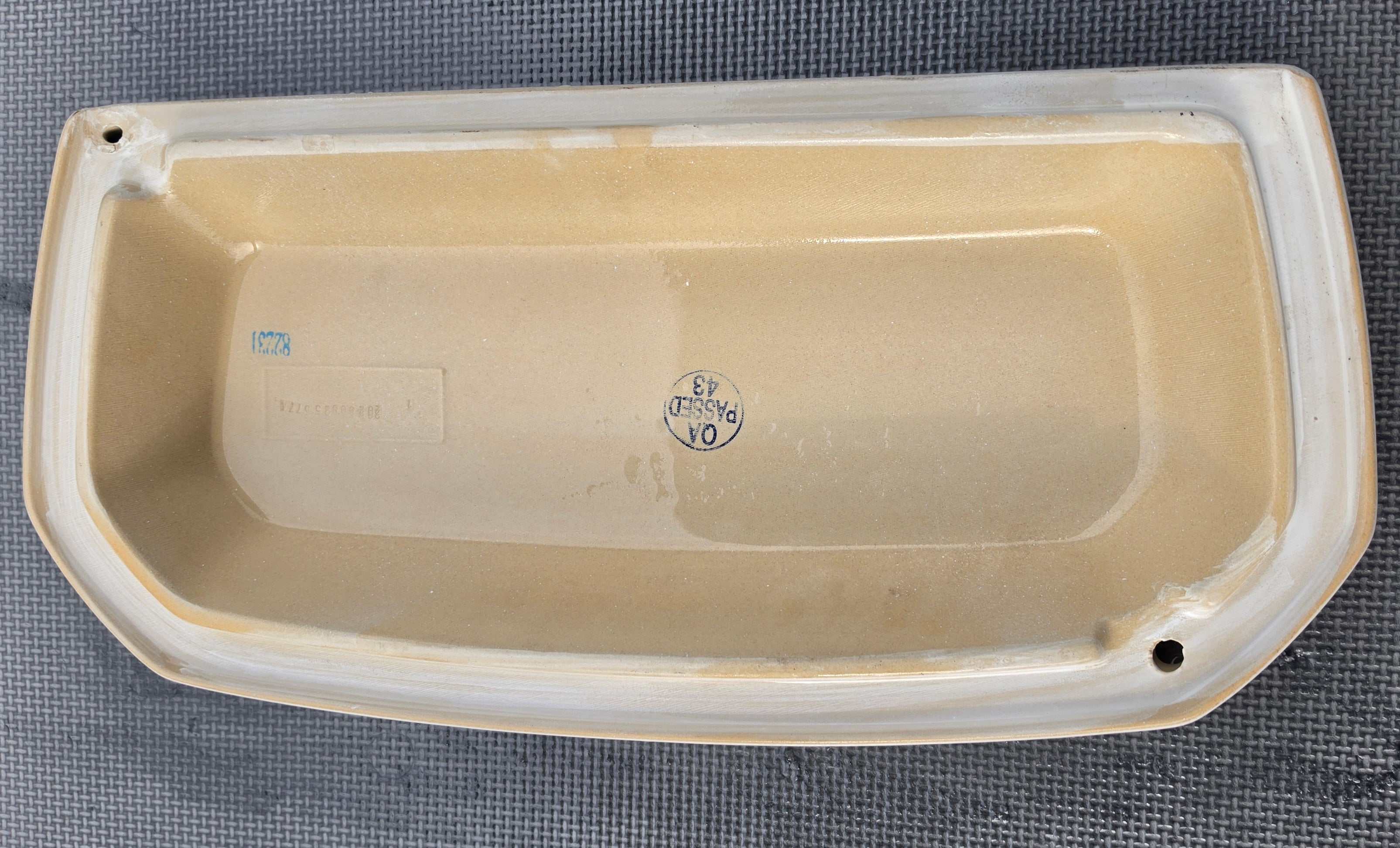 Gerber 28-590 V1 Toilet Tank Lid