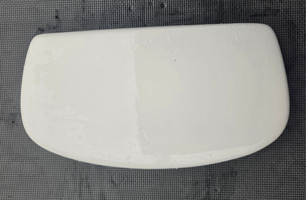 SASA 412 white toilet tank lid top view