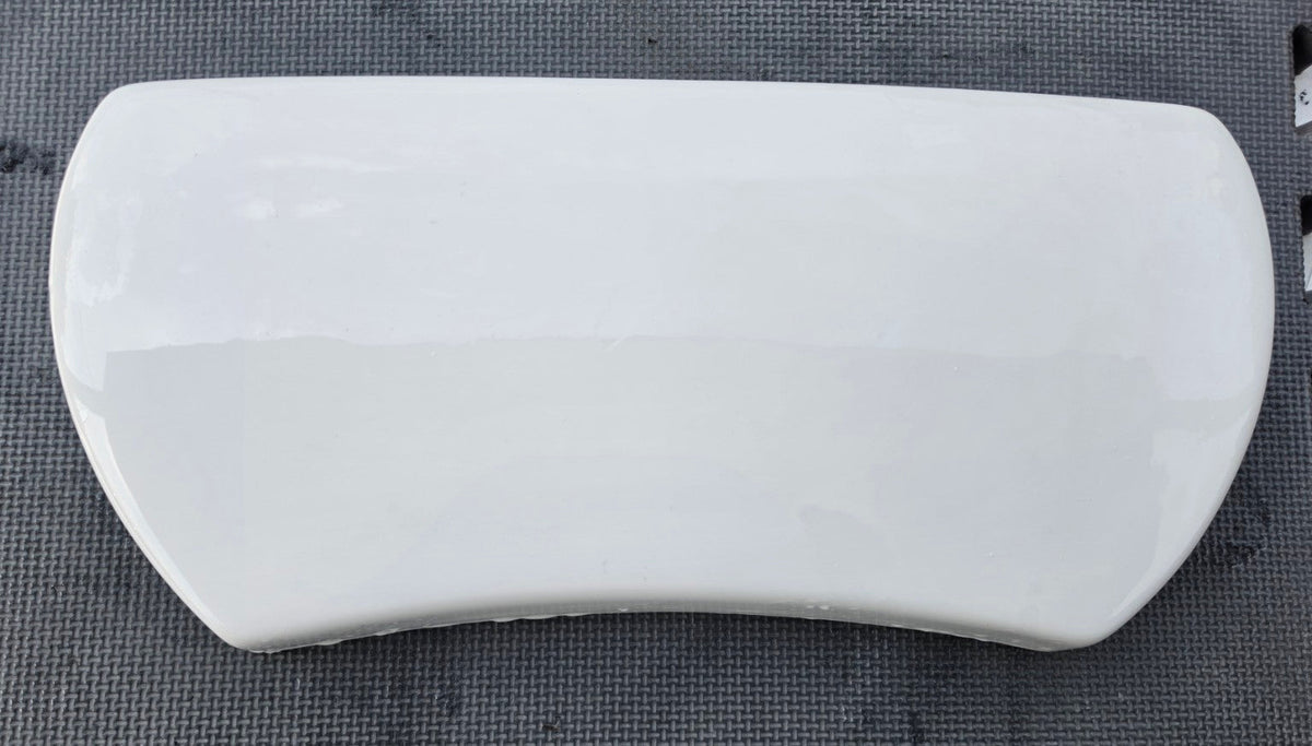 Vortens 3464 3471 white toilet tank lid top view